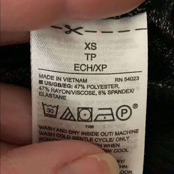 GAP black dark gray dolman sleeve sweater XS - Picture 5 of 5